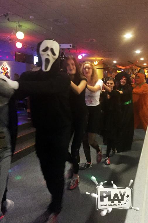 Halloween-Bowlingparty im PLAY